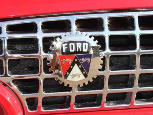 Used 2002 Ford Thunderbird RWD image 16