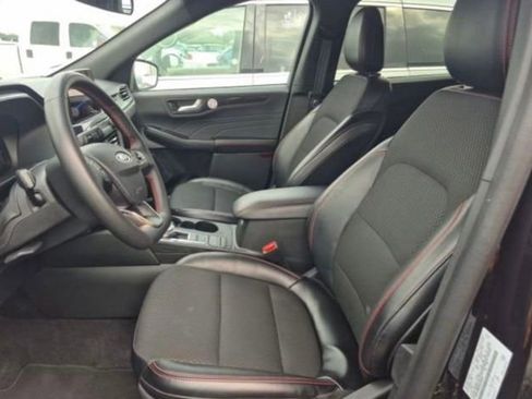 Used 2025 Ford Escape ST-Line AWD/4WD image 7