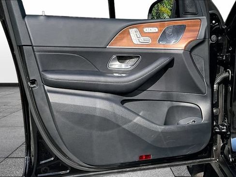 Certified 2026 Mercedes-Benz GLE 350 4MATIC image 23