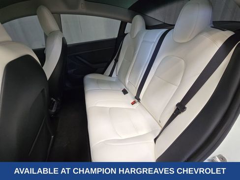 Used 2022 Tesla Model 3 Long Range image 33