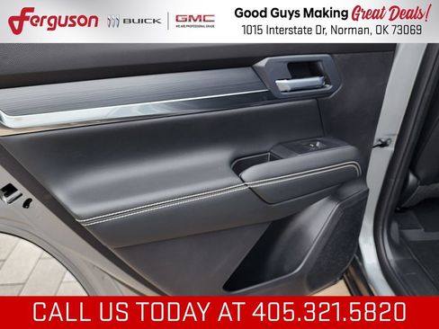 New 2026 GMC Terrain Elevation w/ Elevation Premium Package FWD image 40