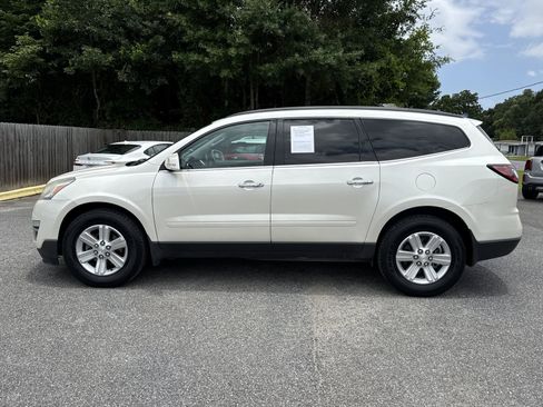 Used 2014 Chevrolet Traverse LT FWD image 3