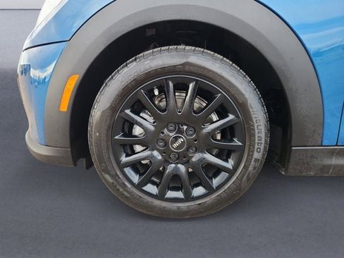 Used 2024 MINI Cooper 2-Door Hardtop w/ Signature Upholstery Package image 14