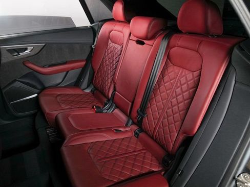 Certified 2022 Audi SQ8 Prestige w/ Prestige Package AWD/4WD image 11