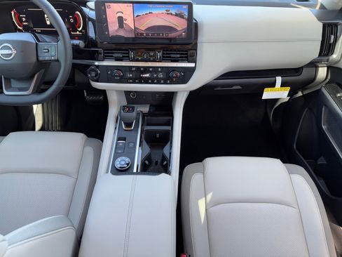 New 2026 Nissan Pathfinder SL AWD/4WD image 14