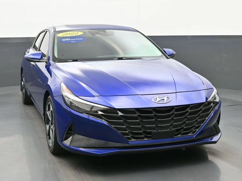 Certified 2022 Hyundai Elantra Limited image 8