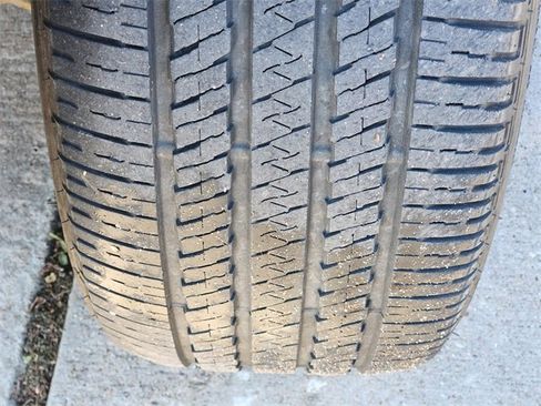 Used 2023 Jeep Grand Cherokee L Altitude image 10