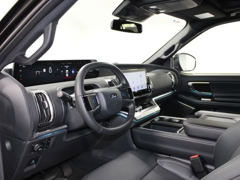 New 2026 Ford Expedition Platinum AWD/4WD image 22