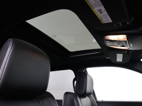 Used 2023 Dodge Durango GT image 19