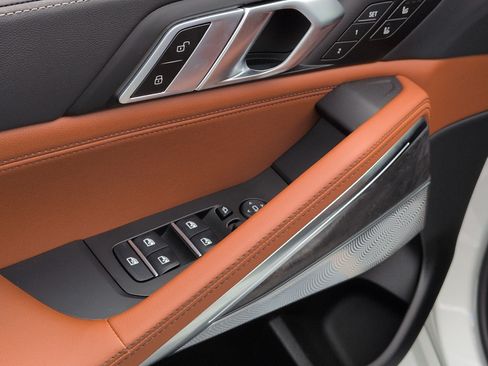 New 2026 BMW X6 M60i AWD/4WD image 15