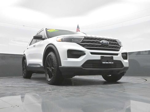 Used 2021 Ford Explorer XLT w/ Class III Trailer Tow Package AWD/4WD image 37