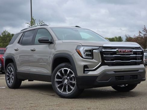 New 2026 GMC Terrain Elevation w/ Elevation Premium Package FWD image 2