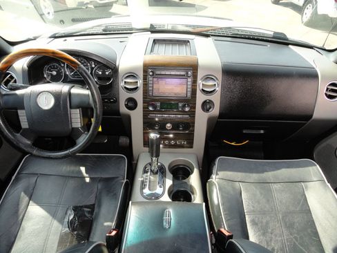 Used 2007 Lincoln Mark LT 2WD image 8