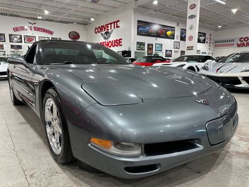 Used 2003 Chevrolet Corvette Convertible w/ Preferred Equipment Group1 RWD image 5
