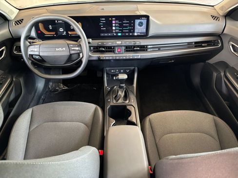 Used 2025 Kia K4 FWD image 32