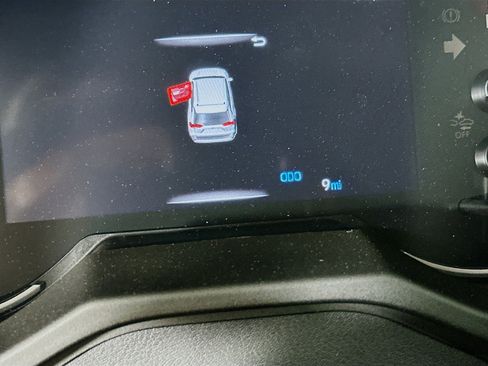 Used 2025 Toyota RAV4 LE image 18