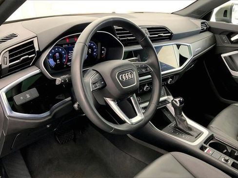 Certified 2023 Audi Q3 2.0T Premium w/ Convenience Package image 14