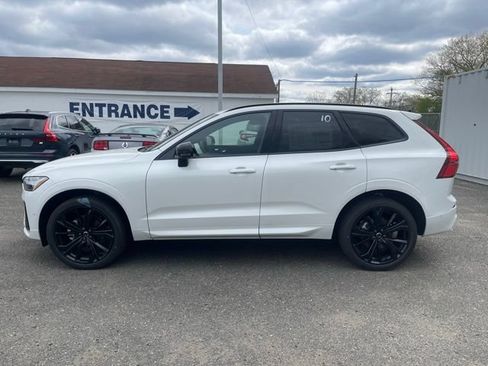 New 2026 Volvo XC60 B5 Ultra w/ Protection Package Premier AWD/4WD image 4