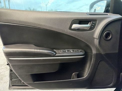 Used 2021 Dodge Charger SXT w/ Leather Interior Group RWD image 20