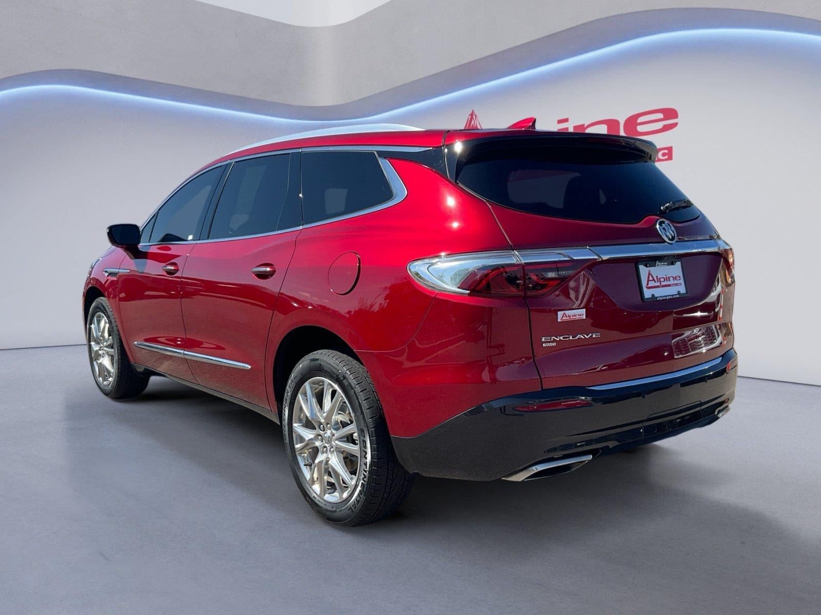 Used 2023 Buick Enclave Premium w/ Experience Buick Package AWD/4WD image 3