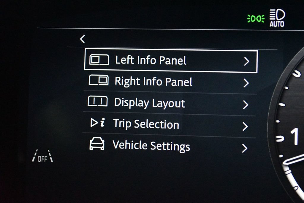 Used 2024 Land Rover Defender 110 X-Dynamic SE AWD/4WD image 46