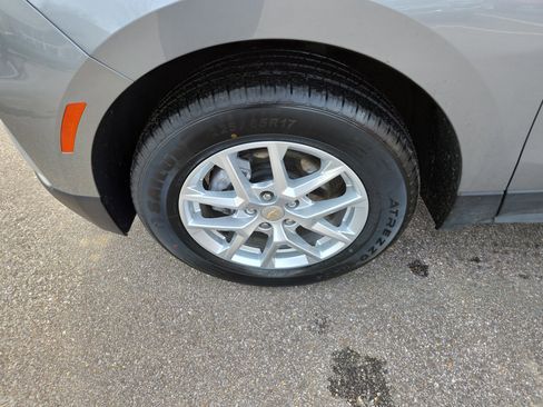Used 2024 Chevrolet Equinox LT image 9