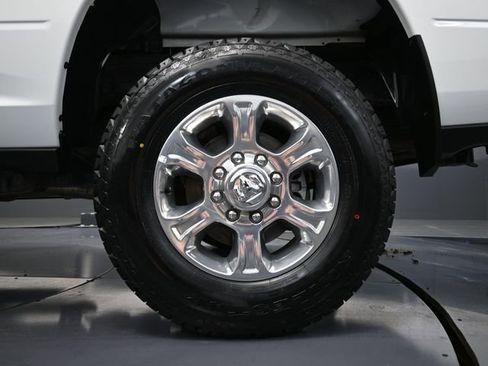 Used 2024 RAM 2500 Big Horn image 16