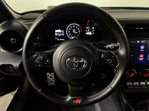 Certified 2023 Toyota GR86 Premium image 14