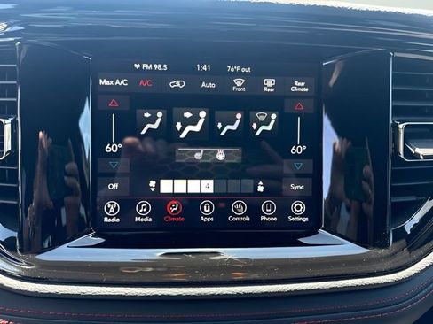 Used 2023 Dodge Durango GT w/ Blacktop Package AWD/4WD image 24