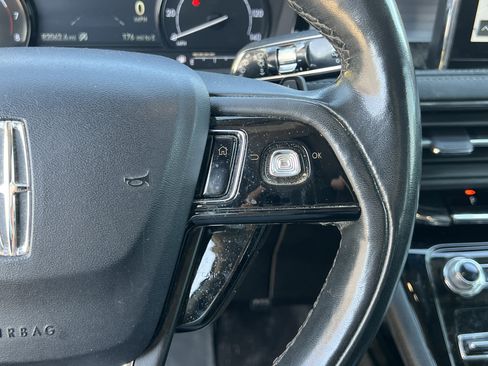 Used 2022 Lincoln Corsair Standard w/ Premium Package image 35