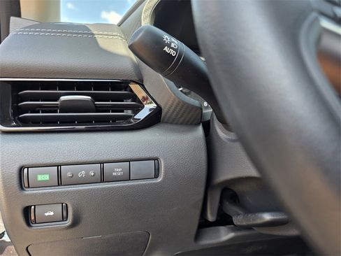 New 2025 Nissan Sentra SV image 17