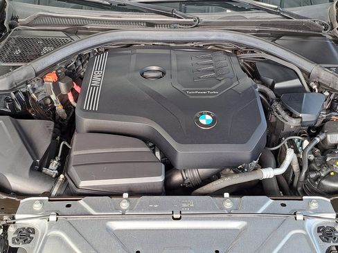 Used 2022 BMW 330i xDrive Sedan w/ Driving Assistance Package image 33