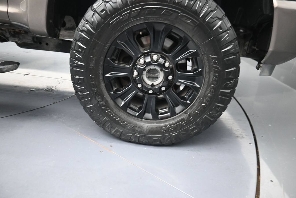 Used 2022 Ford F250 King Ranch w/ Tremor Off-Road Package AWD/4WD image 5