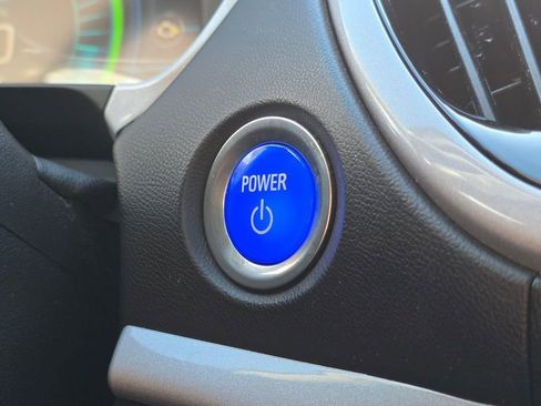 Used 2018 Chevrolet Volt LT image 34