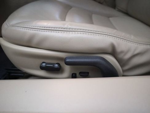 Used 2007 Chevrolet Corvette Coupe w/ Preferred Equipment Group RWD image 25