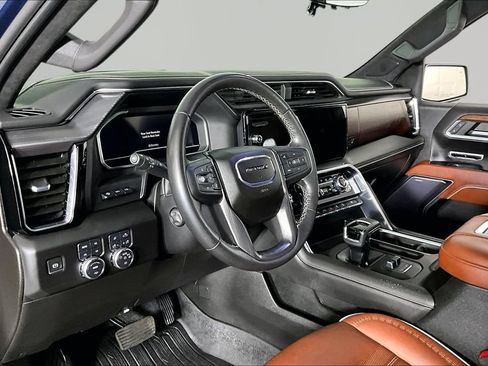 Used 2022 GMC Sierra 1500 Denali Ultimate AWD/4WD image 17
