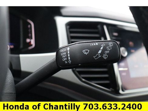 Used 2021 Volkswagen Atlas Cross Sport SEL Premium R-Line image 11