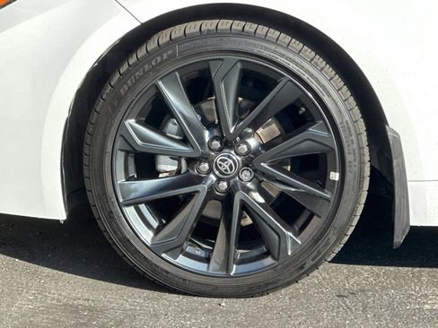 Used 2025 Toyota Corolla SE image 25