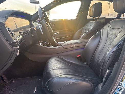 Used 2019 Mercedes-Benz S 560 4MATIC Sedan w/ Premium Package image 7