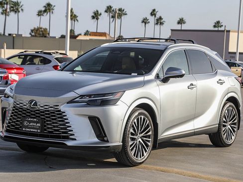 Used 2024 Lexus RX 350 w/ Convenience Package AWD/4WD image 3