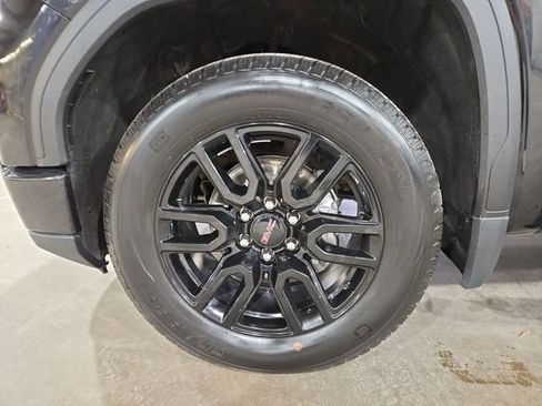 Used 2023 GMC Sierra 1500 Elevation image 8