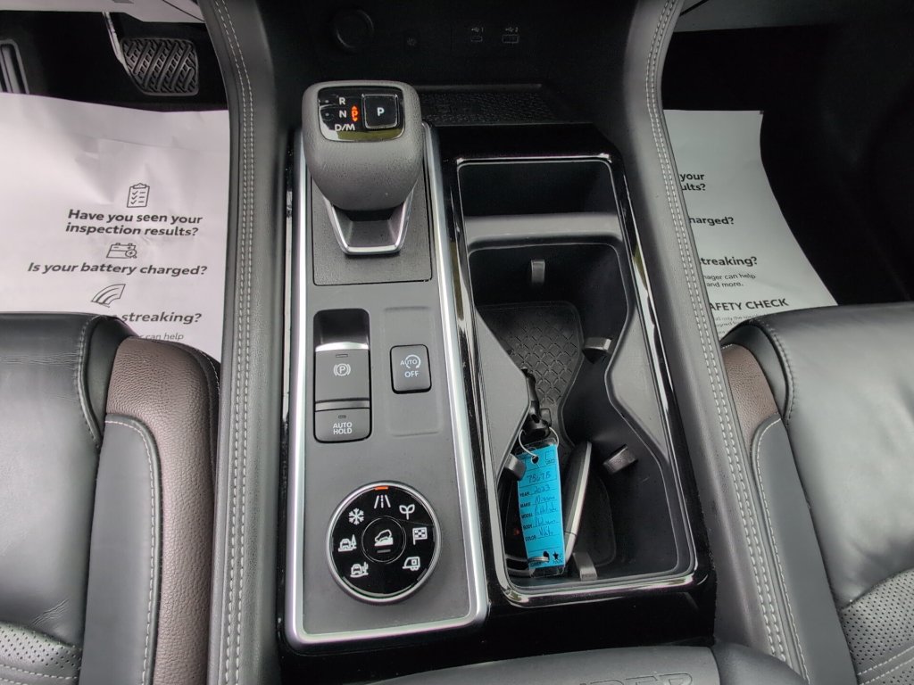 Used 2023 Nissan Pathfinder Platinum AWD/4WD image 22