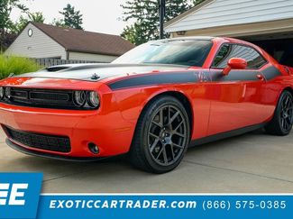 Used 2017 Dodge Challenger R/T w/ Quick Order Package 22P T/A RWD video 1