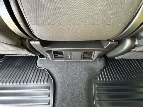 Used 2026 Chevrolet Silverado 1500 Custom image 15