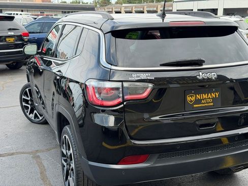 Used 2018 Jeep Compass Limited w/ Navigation Group AWD/4WD image 8