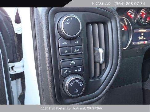 Used 2022 Chevrolet Silverado 1500 Custom w/ Safety Confidence Package AWD/4WD image 17