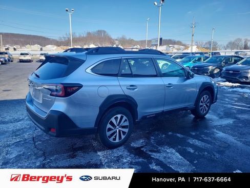 Certified 2023 Subaru Outback Premium image 4