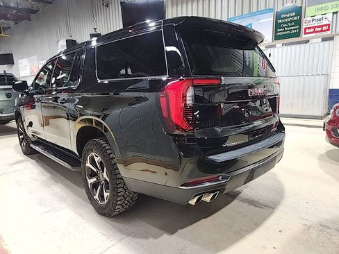Used 2025 GMC Yukon XL AT4 image 6