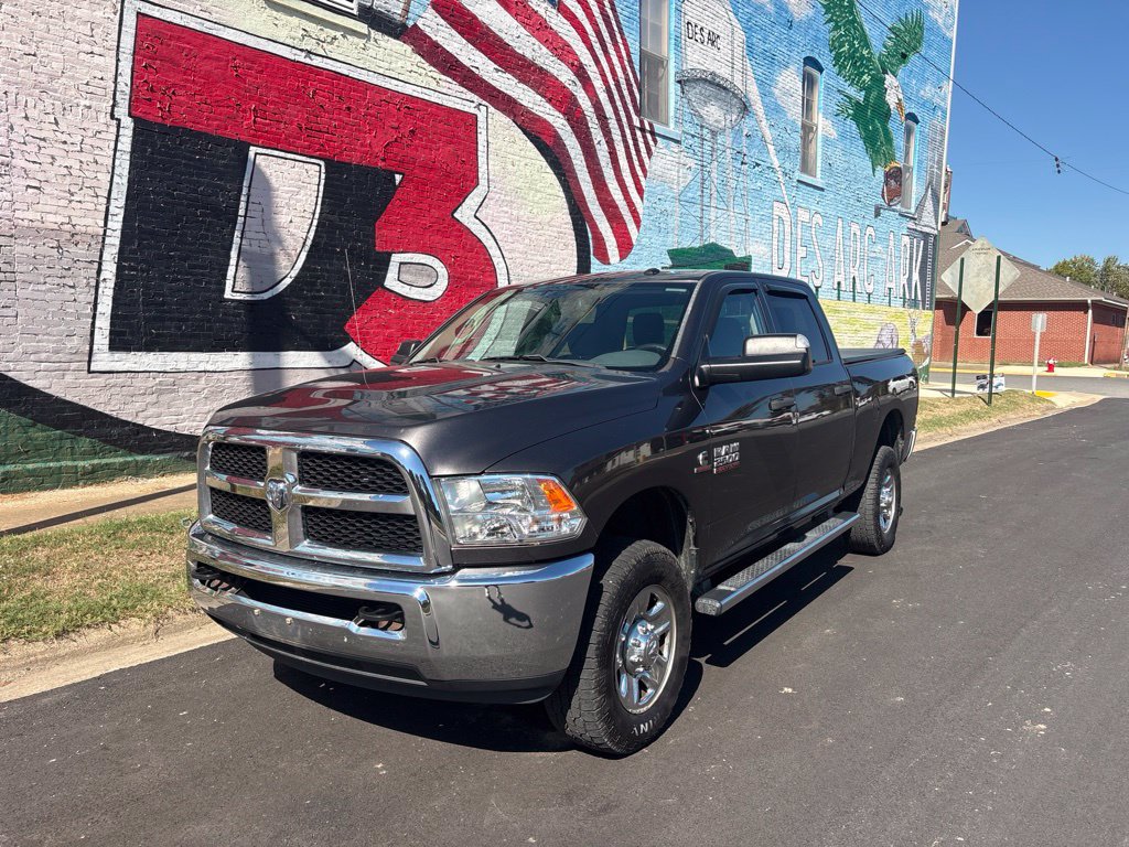 Used 2017 RAM 2500 Tradesman w/ Chrome Appearance Group AWD/4WD image 3