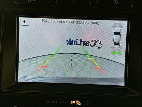 Used 2018 Ford Expedition Limited image 17